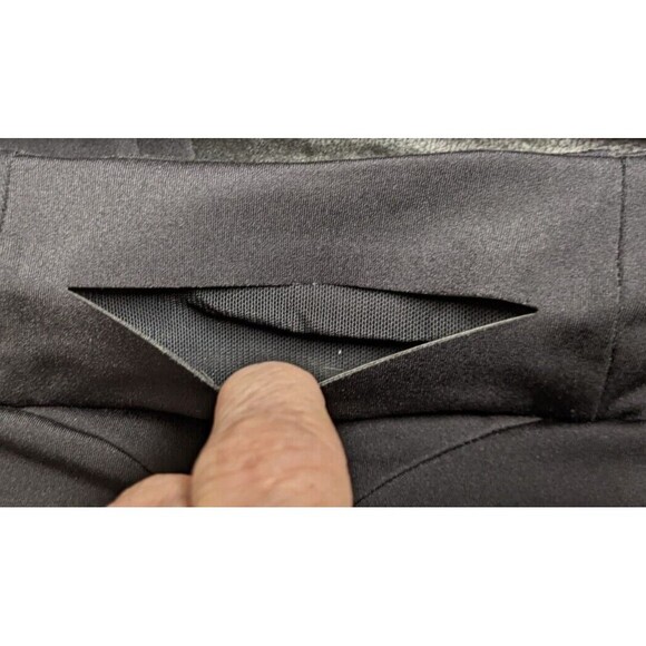 Wmn's GYMSHARK Dry Moisture Management Perforated Side Black Athletic Leggings M - Picture 8 of 10